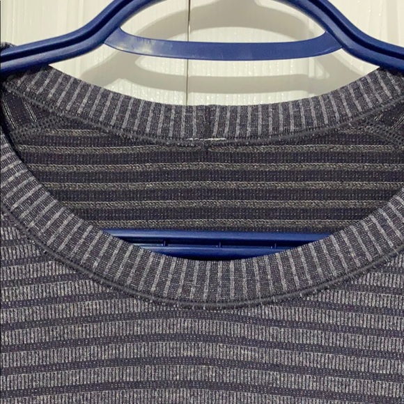 Lululemon top - Picture 2 of 7